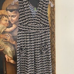 Elegant Black and White Patterned Dress